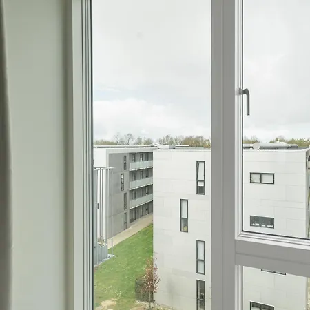 Top-class 1-bedroom In - 337 *